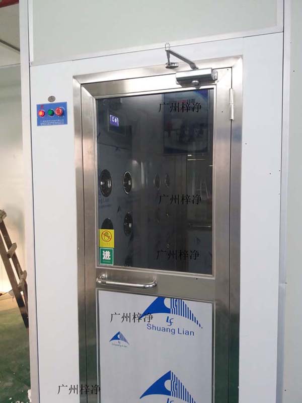 手拉門風淋室造價使用、安裝方便