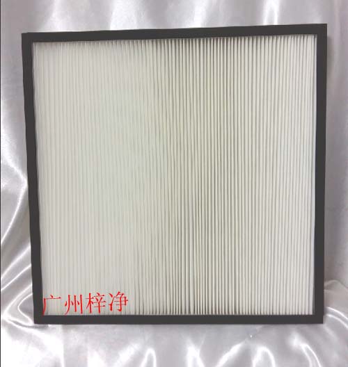 板式中效過濾器設(shè)計(jì)特點(diǎn)：風(fēng)量大、阻力小、結(jié)構(gòu)堅(jiān)固、可重復(fù)清潔使用。