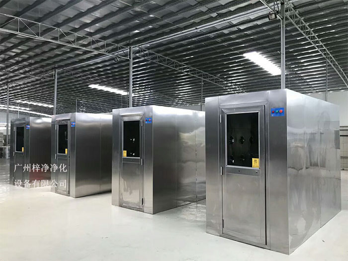 風(fēng)淋室吹風(fēng)時間沒有統(tǒng)一的規(guī)定,但通常建議吹風(fēng)時間在20秒至30秒之間。 風(fēng)淋室吹風(fēng)時間沒有統(tǒng)一的規(guī)定,但通常建議吹風(fēng)時間在20秒至30秒之間。