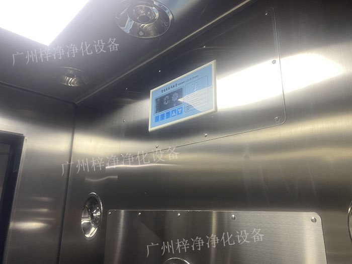 高端滿焊接風(fēng)淋室產(chǎn)品內(nèi)結(jié)構(gòu)