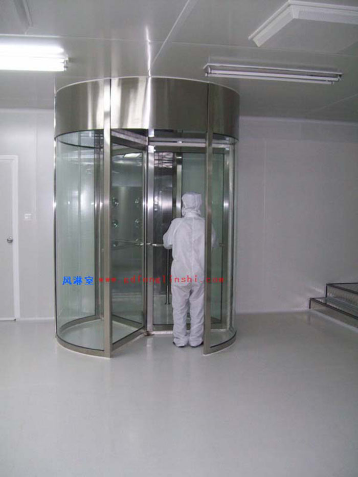 旋轉門風淋室的設計要求